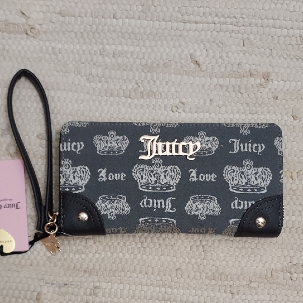 Juicy Couture Fan Club  Crown Logo Wristlet Continental  Large Wallet